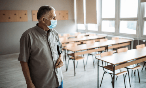 Profesorii și pandemia. Cine a promovat „examenul” predării online și cine a rămas repetent?