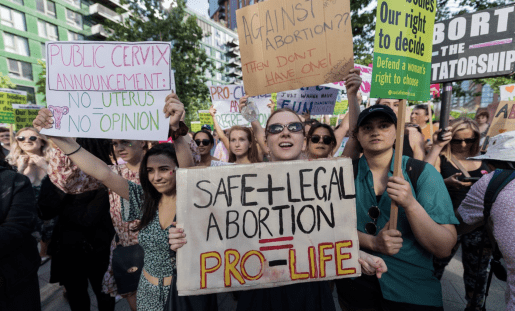 Luptă continuă, nu drept garantat. Cum arată accesul la avort în Europa și ce se întâmplă în România