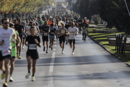 La noi, faci sport ca să slăbești, nu ca să trăiești. De ce sunt românii codași în UE la făcut mișcare și cât ne costă asta